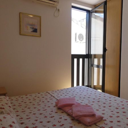 Apartments Mare ブドヴァ エクステリア 写真