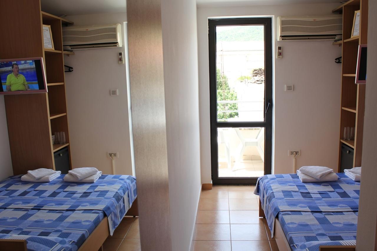 Apartments Mare ブドヴァ 部屋 写真