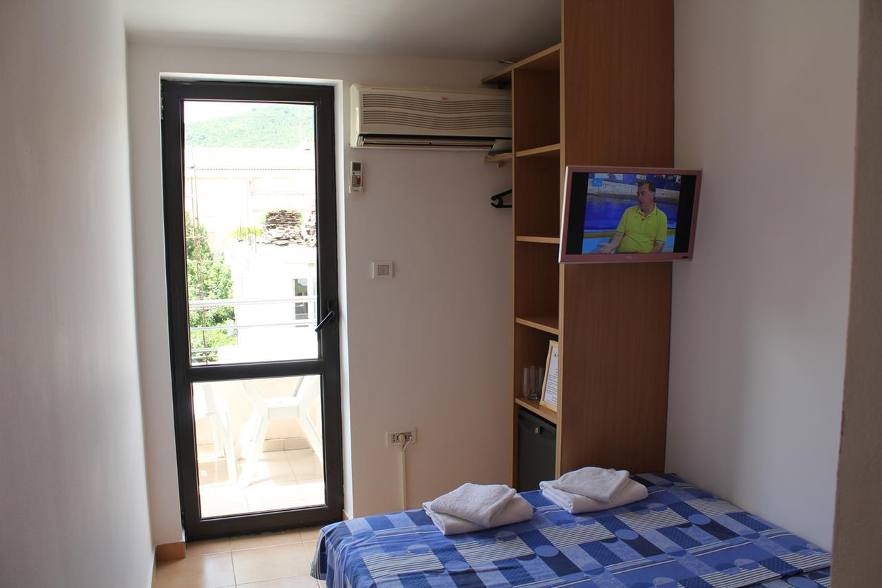 Apartments Mare ブドヴァ 部屋 写真