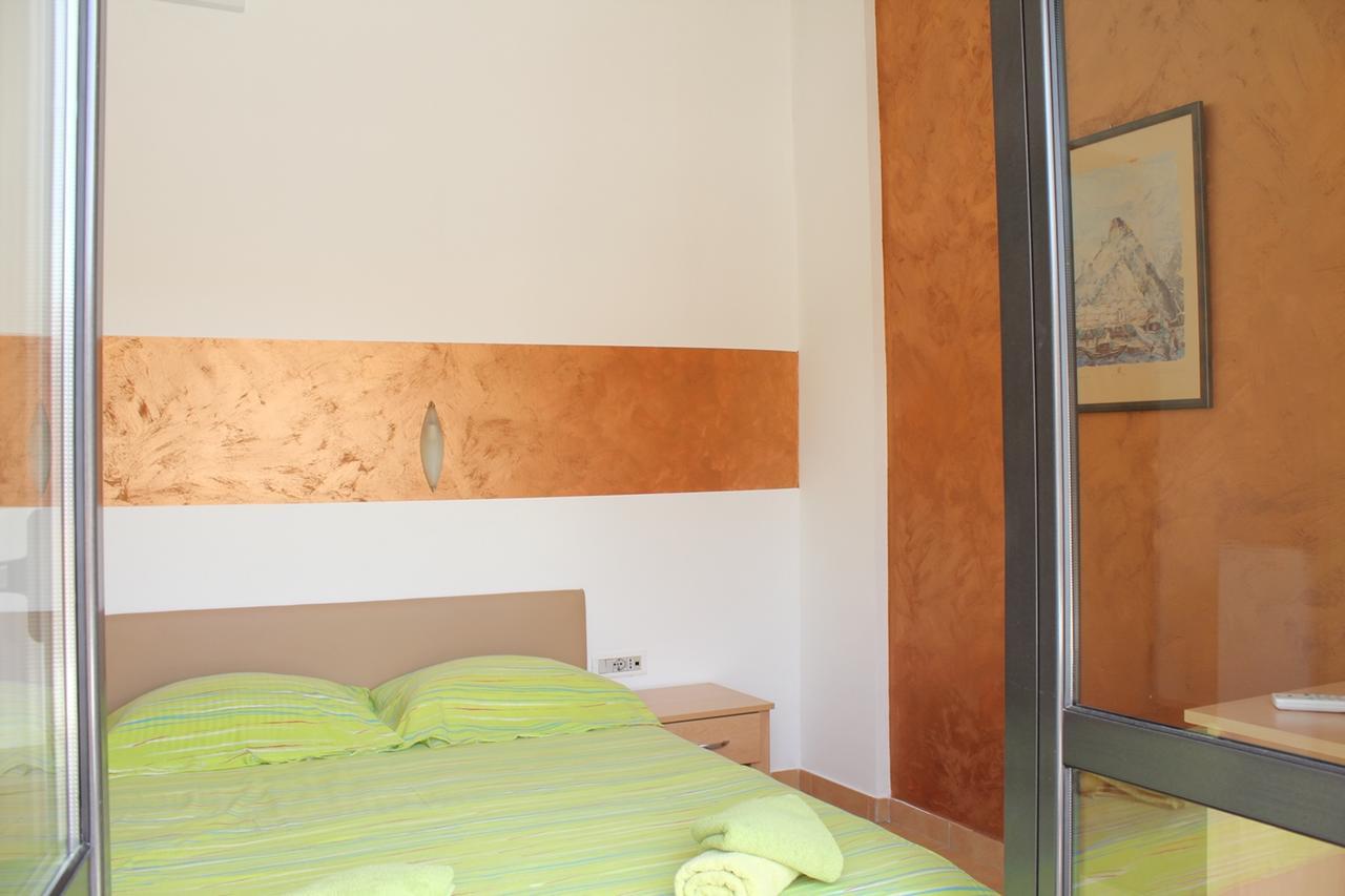 Apartments Mare ブドヴァ 部屋 写真